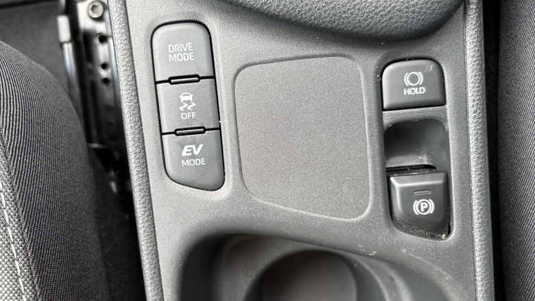 Toyota Yaris 1.5 Hybrid Design 5dr CVT Hybrid Hatchback